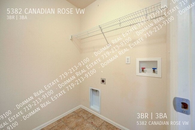 Building Photo - 5382 Canadian Rose View