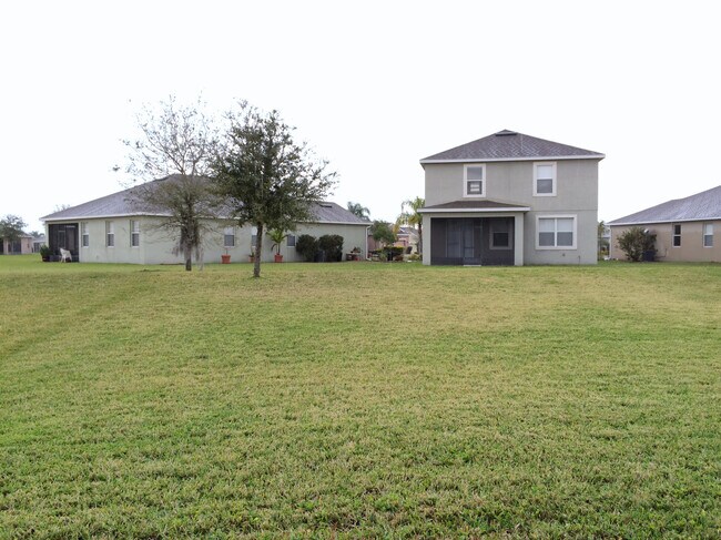 Building Photo - Beautiful 4/5 Bedroom Home in Wyndham Lakes