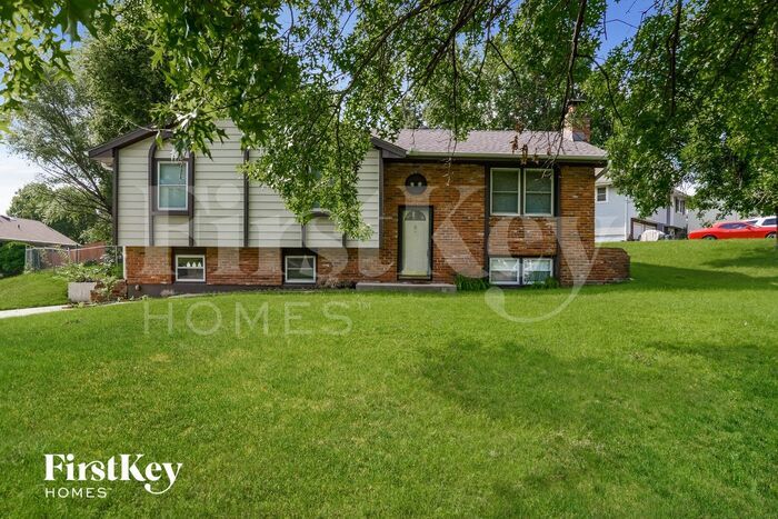 Primary Photo - 7305 NW 76 Pl