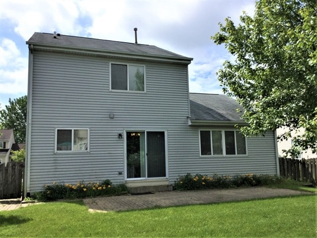 Building Photo - 2631 Fairfax Ln