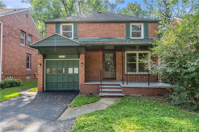 Primary Photo - 20716 Kenyon Dr