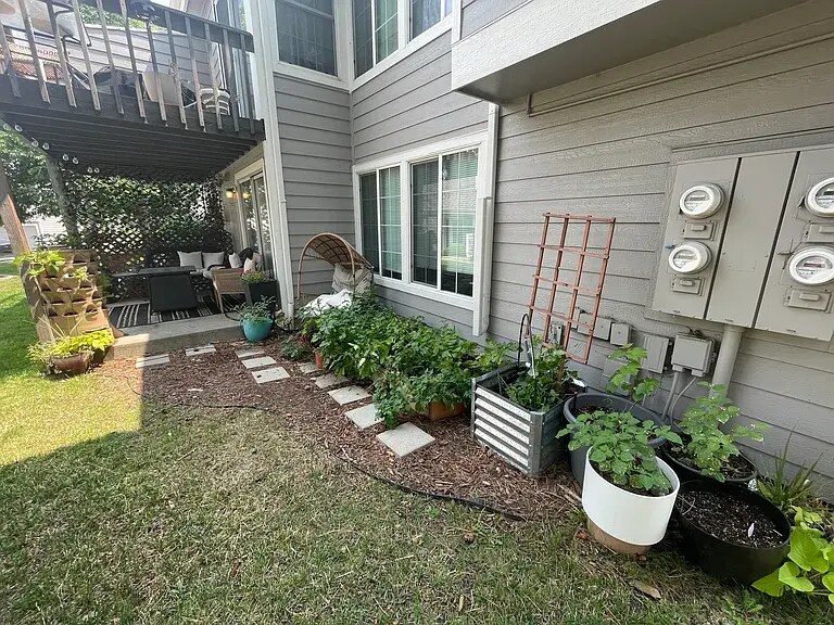 Building Photo - 6881 Xavier Cir