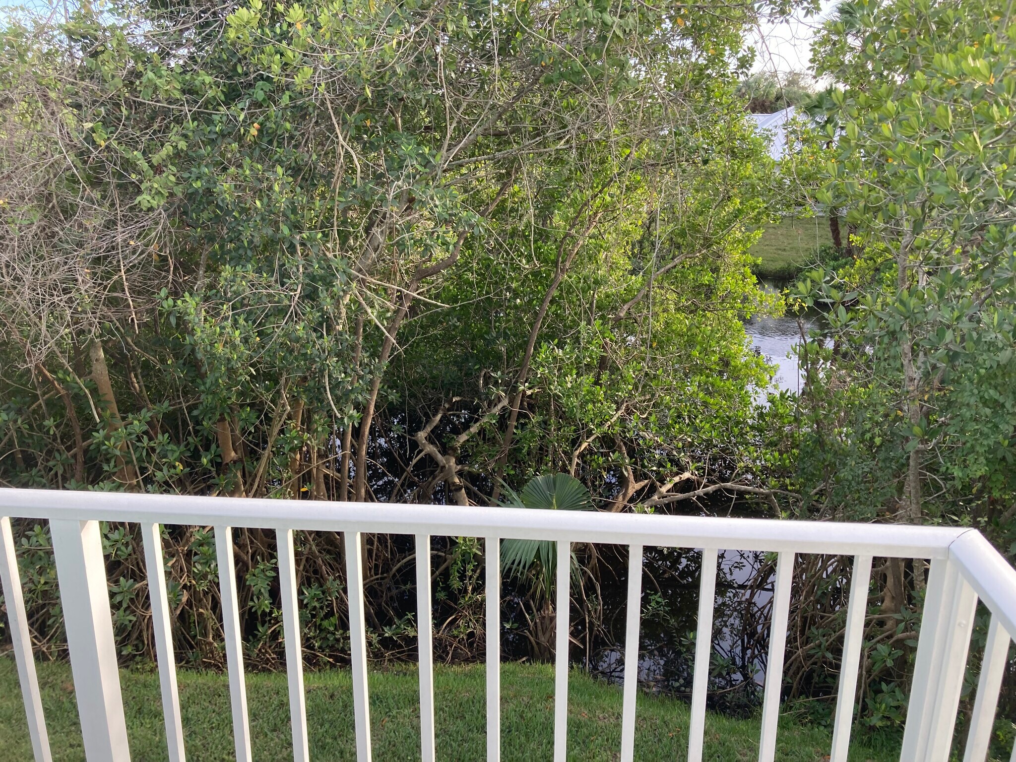 Building Photo - 950 S Kanner Hwy