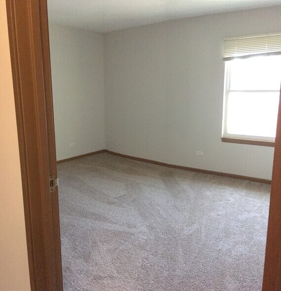 Building Photo - 1374 E Wyndham Cir