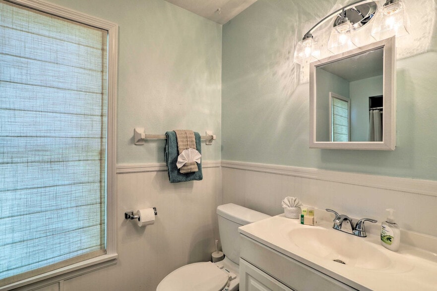 Building Photo - 4484 Cobia Dr SE