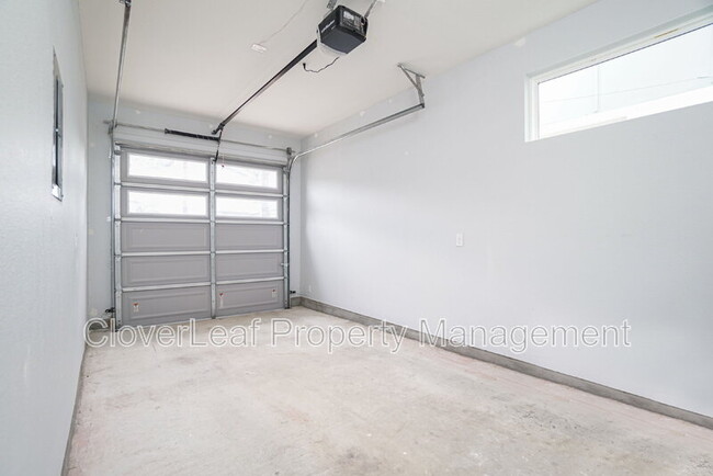Building Photo - 2109 Schley Ave