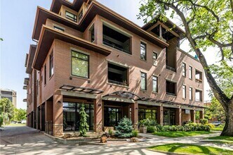 Building Photo - Coming Soon - Furnished Loft in Old Town!