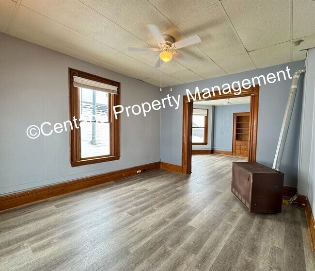 Building Photo - 816 Caledonia St