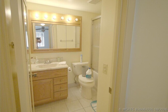 Building Photo - 3561 Pine Needle Dr