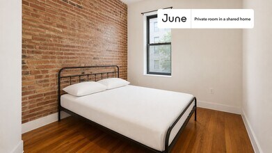 Building Photo - Room in Shared 4 bed/2 bath home in Bushwick