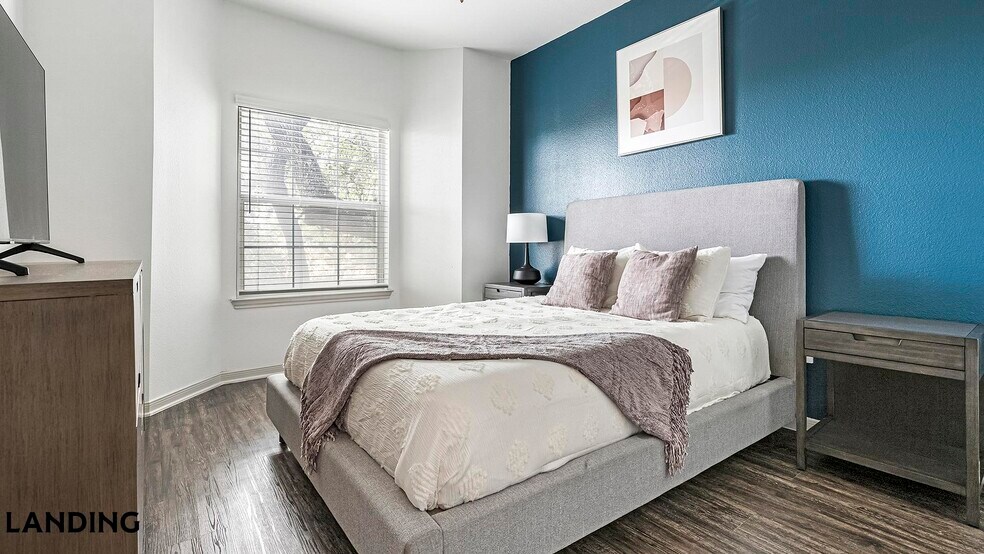 Building Photo - 19275 Stone Oak Pkwy