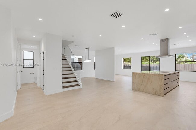 Building Photo - 8725 NW 102nd Ct