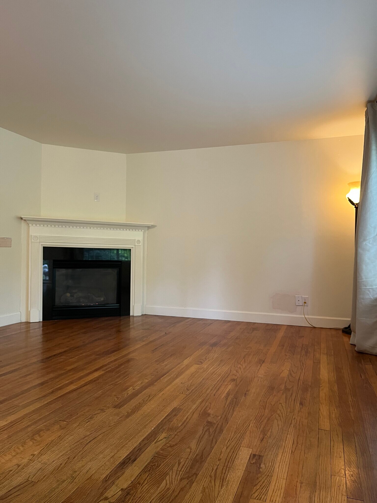 Building Photo - 723 K St SE