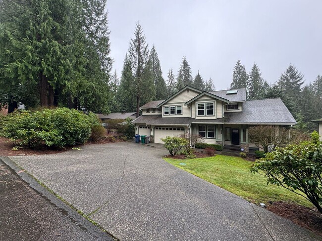 Building Photo - Spacious 4-Bedroom Home for Rent in Woodinville