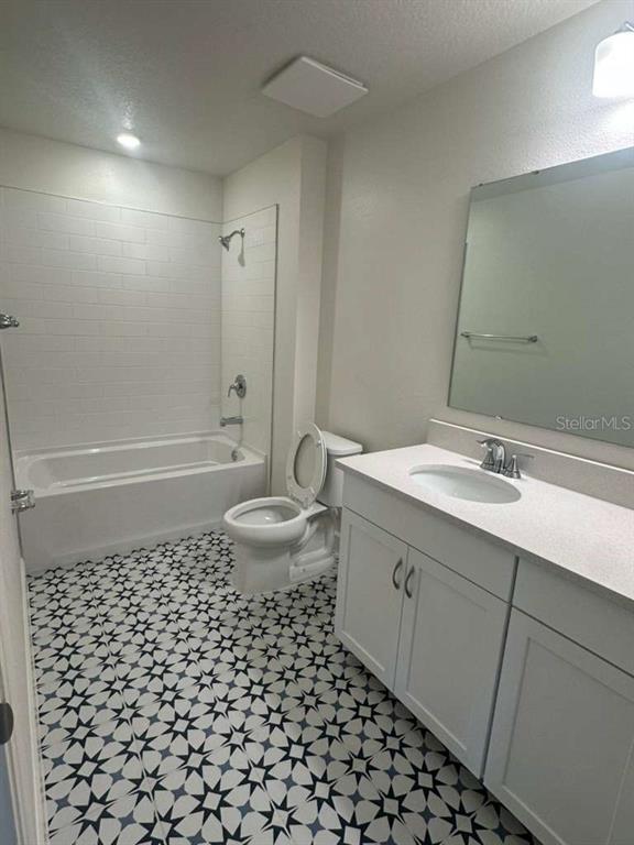 Building Photo - 3449 Sanctuary Dr