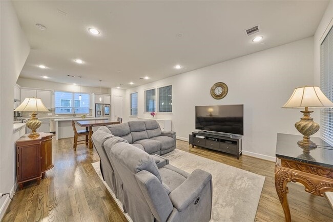 Building Photo - 1715 Eado Point Ln