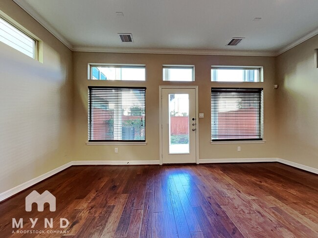 Building Photo - 5938 Kiam St