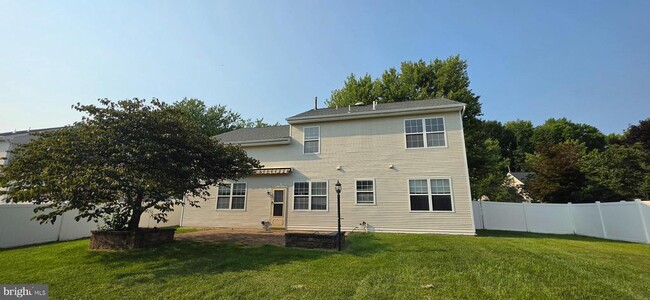 Building Photo - 35 Oakmont Terrace