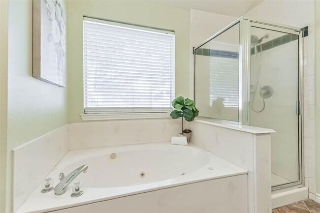 Building Photo - 15027 Winding Black Cherry Ln