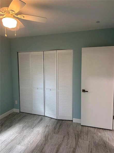 Building Photo - 717 Sunset Cove