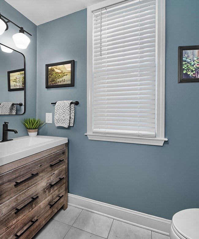 Building Photo - 137 Abbie Ct