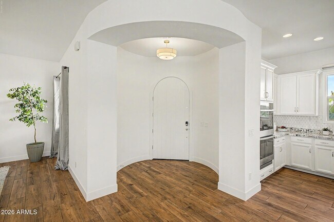 Building Photo - 2083 E Scorpio Pl