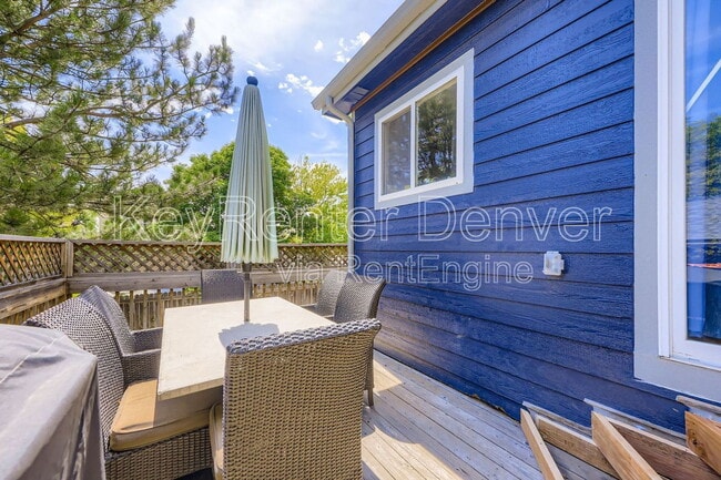 Building Photo - 12295 Crabapple St