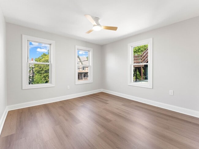 Building Photo - Beautifully Renovated 4-Bedroom Home with Designer Kitchen, Updated Bath & Central Air – Availabl...