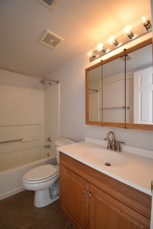 Building Photo - 2 Bed 2 Bath Condo at The Preserve in Salt Lake City!!!