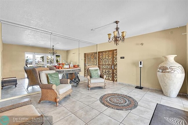 Building Photo - 1401 S Ocean Dr