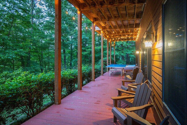 Building Photo - 357 Wilfar Strasse