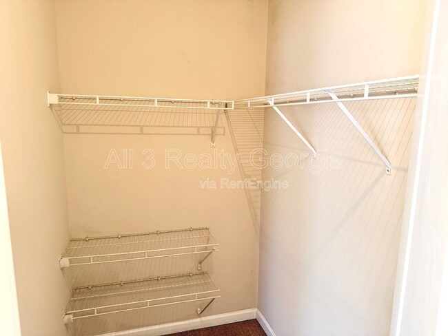 Building Photo - 2304 Bigwood Trail