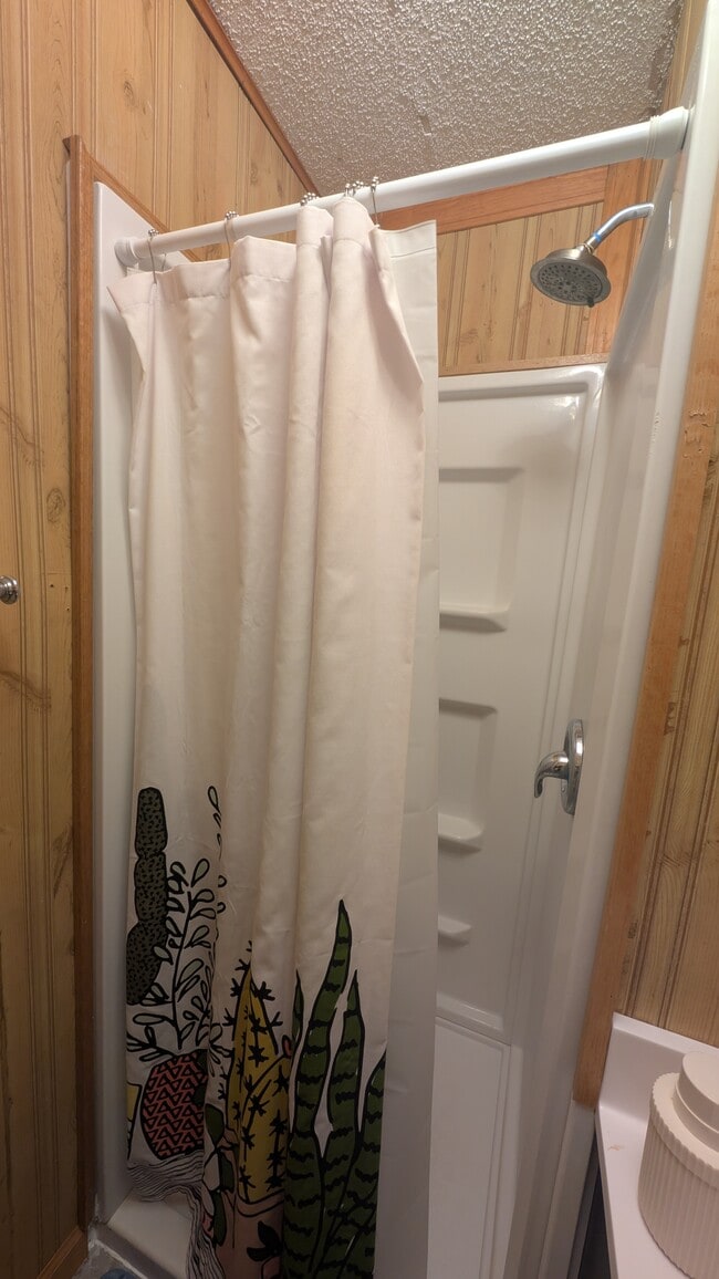 Building Photo - 1321 S Darling Dr NW