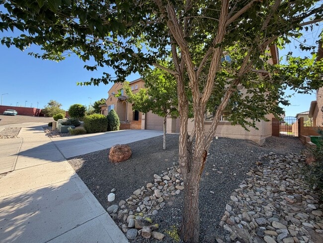 Building Photo - 4 Bedroom + Office Home Available Near Loma Colorado Blvd NE & Broadmoor Blvd NE in Rio Rancho!