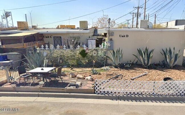 Building Photo - 3923 Laredo Ave
