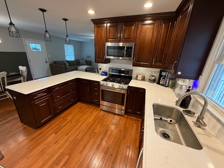 Building Photo - 9 Piper Court