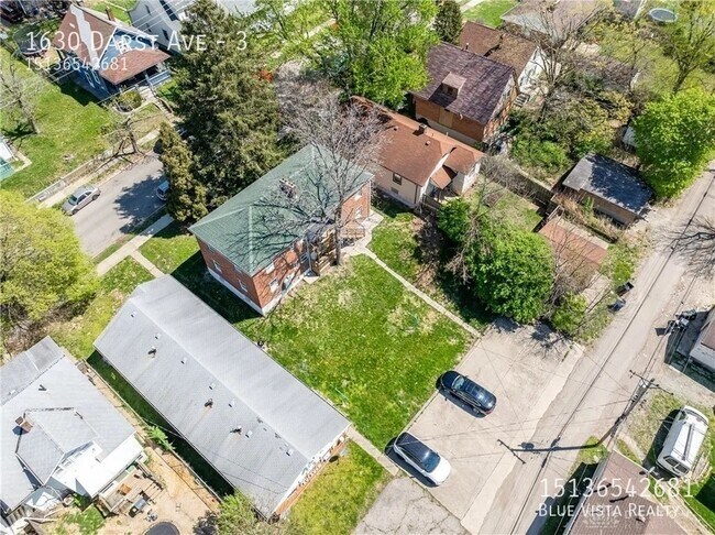 Building Photo - 1630 Darst Ave