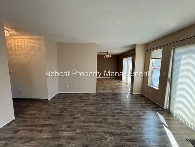 Building Photo - 3062 Doubletree Ln