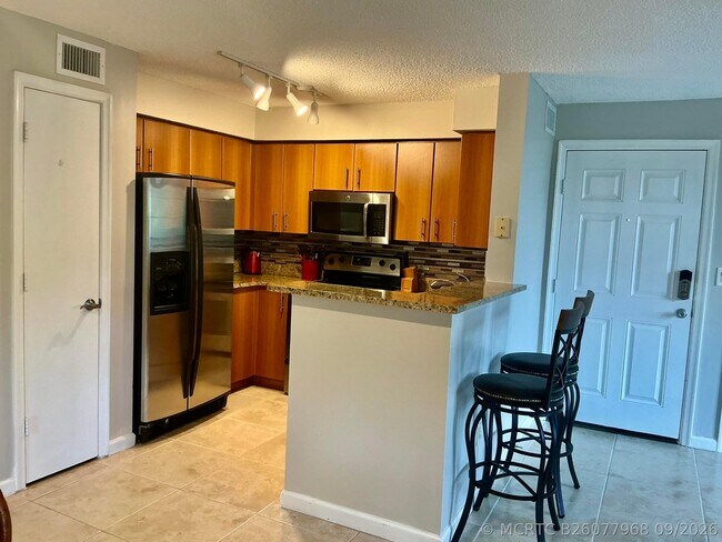 Building Photo - 1125 Crystal Way