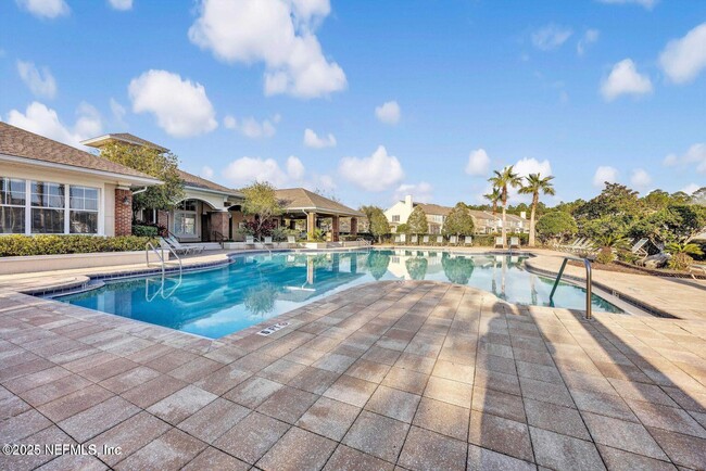 Building Photo - 3857 Lionheart Dr