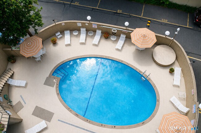 Building Photo - 30 Woodland St