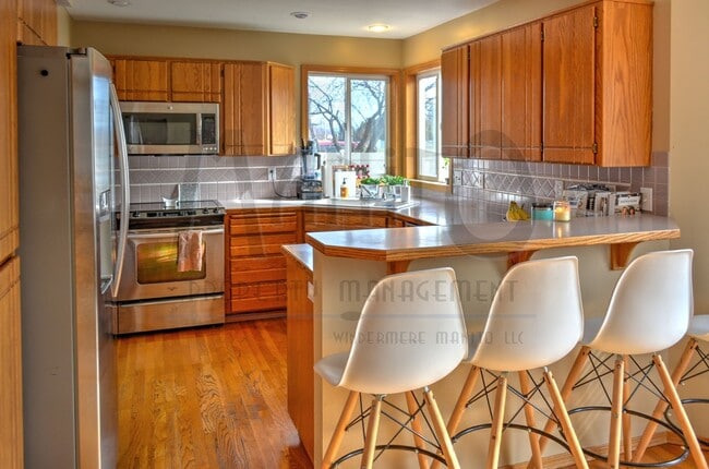 Building Photo - Sprawling Liberty Lake Home