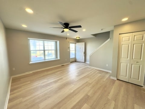 Building Photo - 131 Rosie Dr