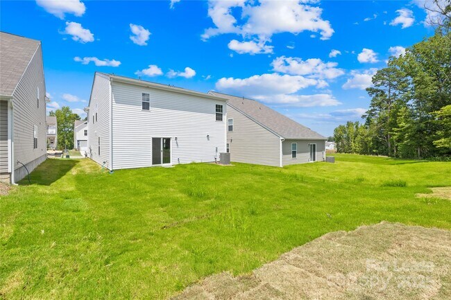 Building Photo - 10132 Chatham Run Ln