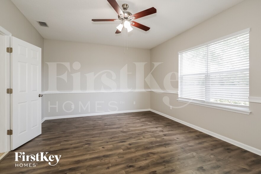 Building Photo - 5919 Wind Cave Ln