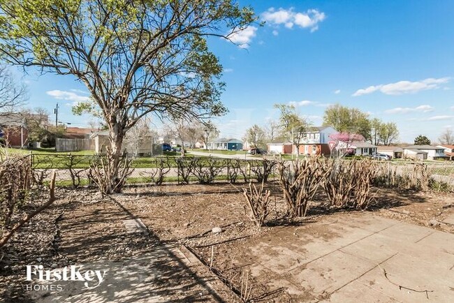 Building Photo - 11849 Hamden Dr