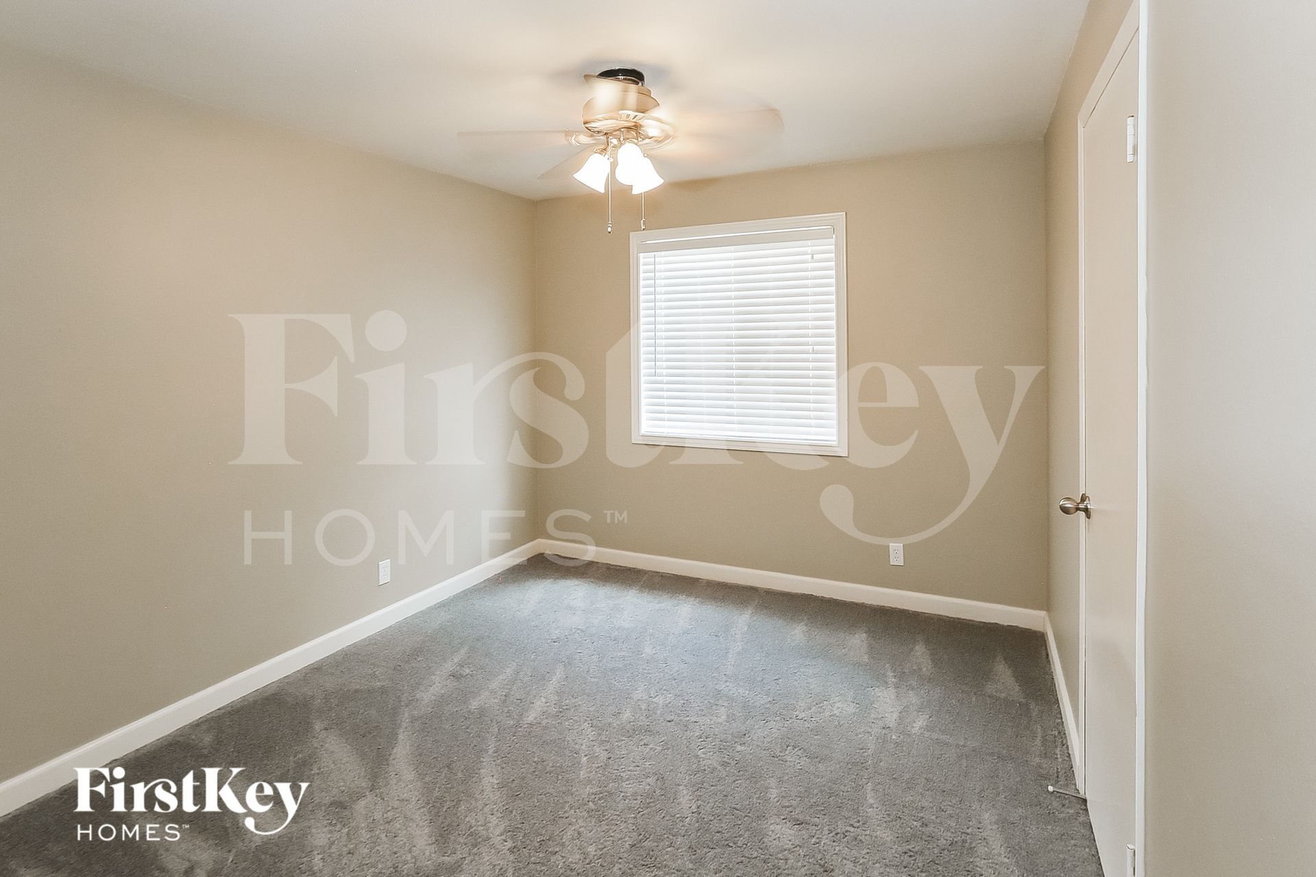 Building Photo - 9214 N 36th Dr