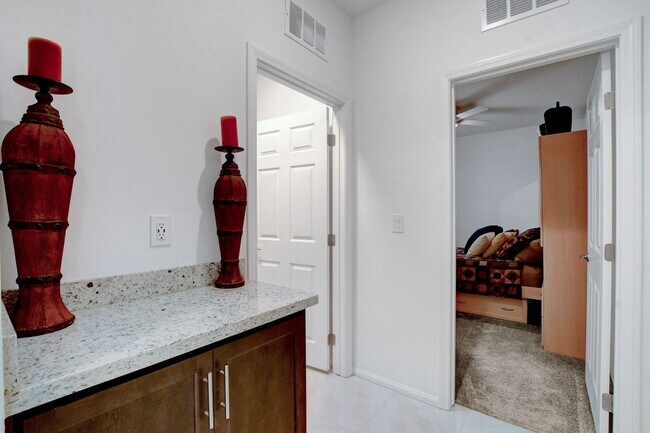 Building Photo - Beautiful Energy Star Home in Skye Hills