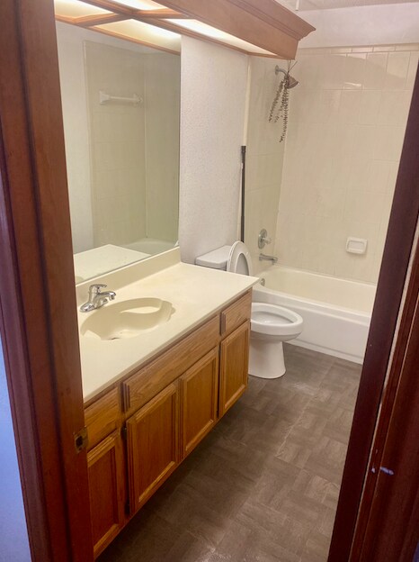 Building Photo - 1945 Zenaida Ave