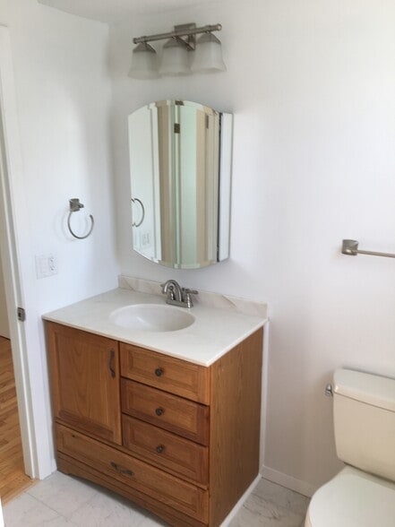 Bathroom - 29 Merritt Ave